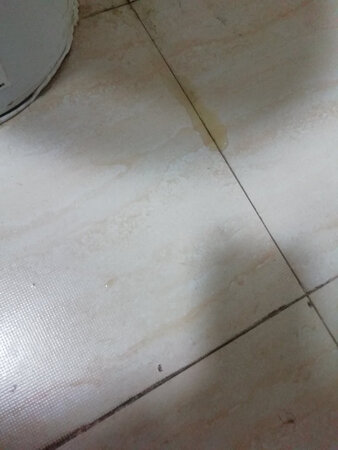 一开始还好，用了十几天就开始漏水了