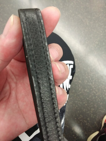 刚收到货，手提戴掉漆