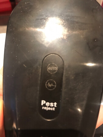 这是我刚买的 就跟用过一样 联系客服联系不上 不值这个价钱 慎重！