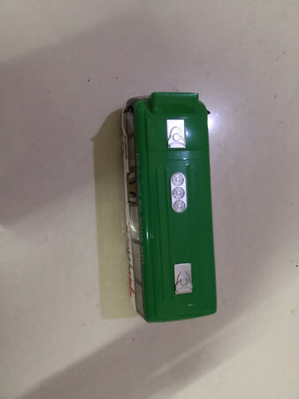买了三个车，每个车都很好玩，孩子们特别喜欢！
