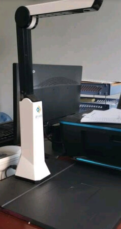 组装很简单，拍的照片也不错，为啥不能调整高度呢？
