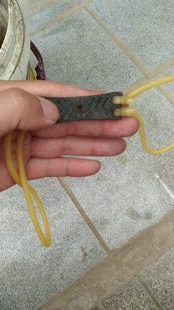 第一次买，比想象中的要细一点，皮筋弹性挺好的，拉伸的感觉还行