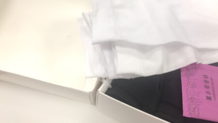 质量好差，还有毛丝
