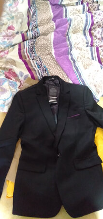 衣服不错质量也很好就是面料稍微有一点粗糙但是也不错的值得购买商家服务也很到位