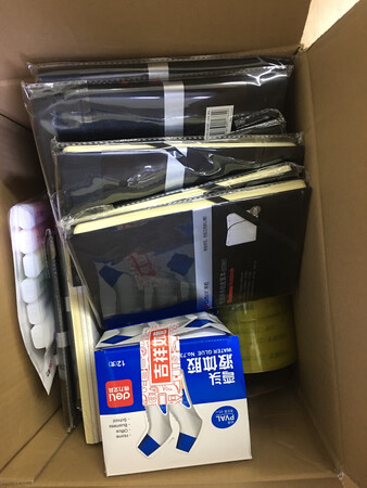 一次买了很多办公用品。公司的办公用品都在京东买。