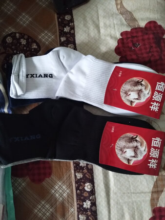 袜子可以很漂亮，值得购买！