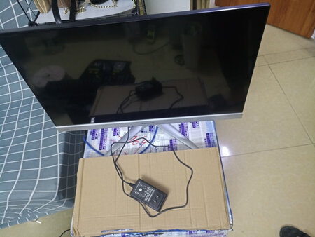 安装简单方便，之前公司买过，最主要的就是看起来外观可以，打游戏什么得都不差，总体体验可以，lol随便玩