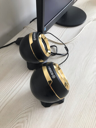 声音不错，值这个价，关键是不占地方，好评