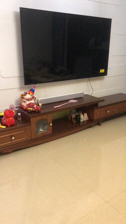 辣鸡音响，音质不如电视自带，别问什么低音这那得了能听就不错了，买回来发现如此辣鸡却无法退货，商家说拆封就无法退货了，我**不拆能知道好坏？可别上当了，就用电视自带音响比这个也强太多了，店家一副我不给你退货你啥办法也没有的态度也把我看醉了，JD更是连个投诉方式都没有，一句话谁买谁知道！