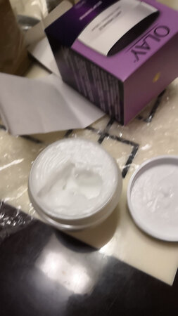 刚收到打开就是这样的，里面保护盖都没有，第一次看到没护盖的?