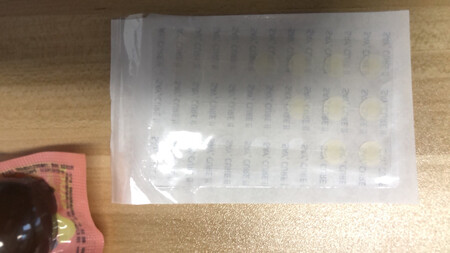 头一次买，设计很好，方便，喜欢，以后就买这种的了。