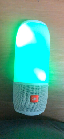 做工质感：值得这个价格
音质音效：很可以