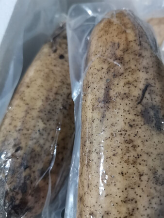 这个藕真的很好很新鲜，包装很好没一点磕碰，藕很粉很好吃，在菜场很难买到这样品质的粉藕的，粉藕炖汤太好吃了，今天还炸了点藕夹，太香了，现在想想都还流口水的，强推