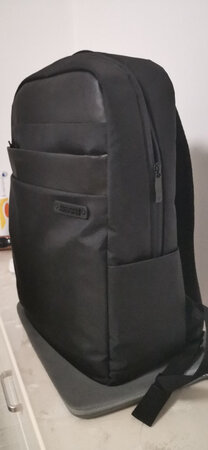 收到货时，拆开后从第一眼看到，欣喜便跃然而生，捧于掌心，如获至宝，打开包装盒，精美如至尚珍品，线条之雅美，工艺之精湛，细心而用心，精心而诚心，值得一买。