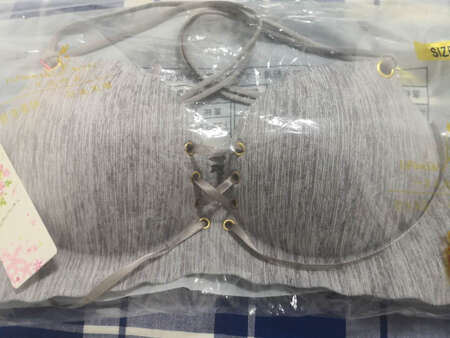 给老婆买的还没有用，样子挺好看的，做工也不错，以后还会关注。