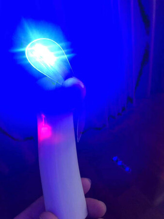 做工粗糙，用了30分钟就坏了