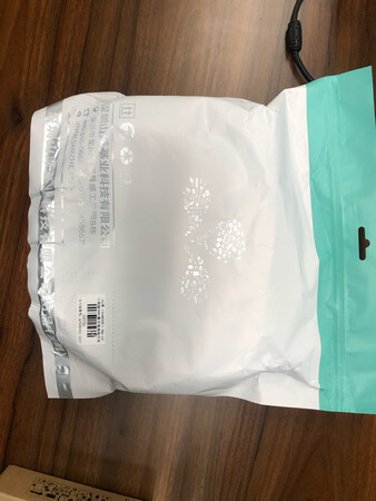 产品质量：东西很好，发货速度快，价格也不快，推荐，赞……
