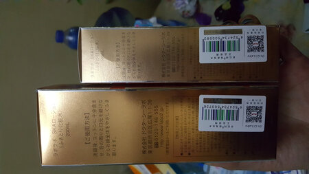 皮肤出油，毛孔也比较大，换了很多种水，后来一个好朋友给我推荐了这款水，就用了一段时间，效果不错，感觉毛孔有变小，双十一参加活动又买了一瓶，还送一瓶100毫升的，蛮划算的