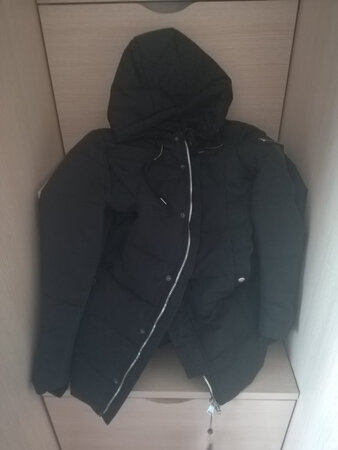 不知道怎么回事，物流速度确实慢，但好在东西这个价格还是可以的