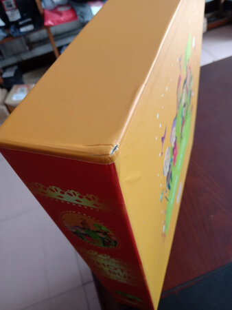 客服服务态度不好，收到的货是坏的，很不满意