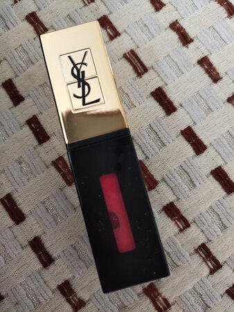 特别好看的一款，种草很久了，真的是斩男色，超级自然特别水润，好漂亮呀