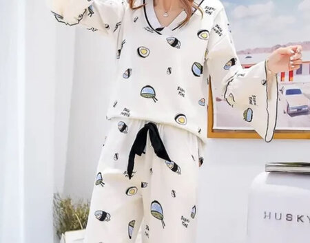衣服好穿，不错，物流快店家服务到位，总体好评，希望下次可以再合作！
