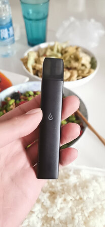 效果不错，不呛人感觉挺好吸的，完全可以代替香烟。