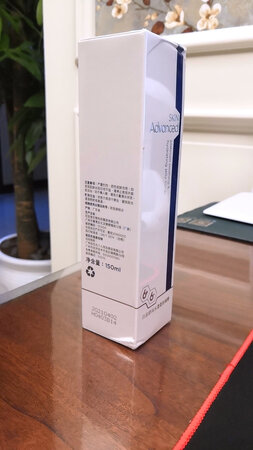 原包装，应该是正品，一直用这款产品，很好用的。