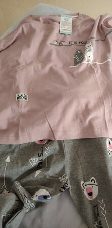 衣服收到了，很满意，本来还想再买一套，不过这个款式没有