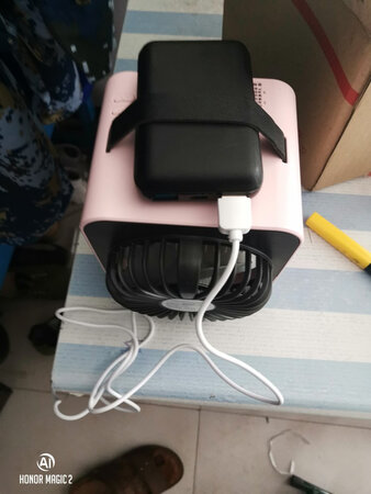 很凉快，噪音也很小，就是水箱不封闭，注意安全