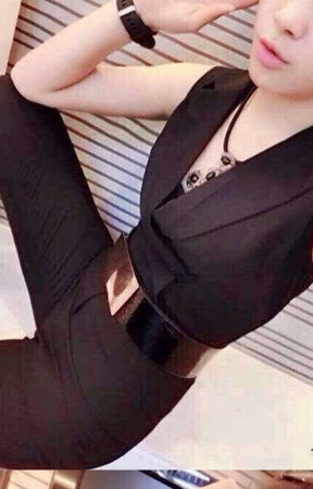 推荐购买，质量很好与图片符合颜色很正穿起来很舒服很好看