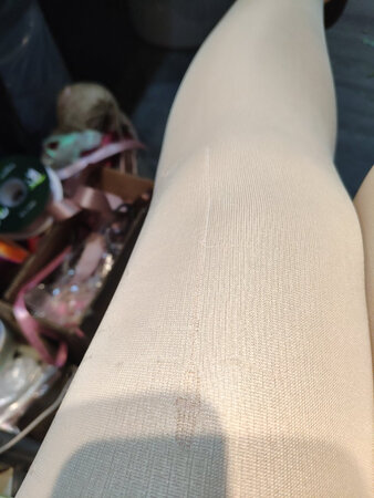 差，穿一天就勾丝了！买过最差的妖精可可！！！