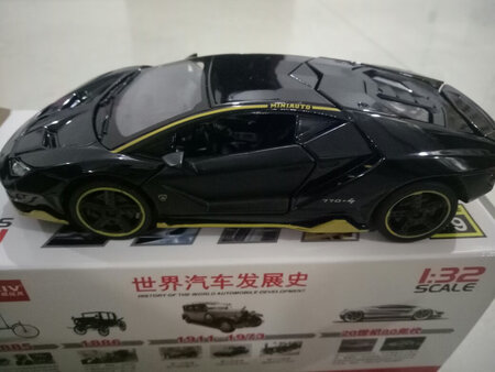 昨晚下单，今天到货，小孩很喜欢