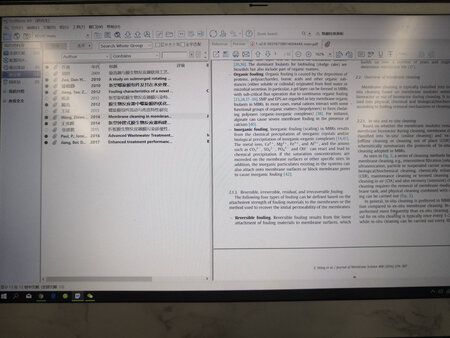 外形外观：好看
尺寸大小：合适
刷新率：60
显色效果：挺好