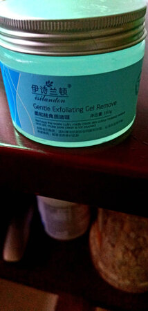 很好用，洗掉了脸上好的污垢，好清爽，值得用，