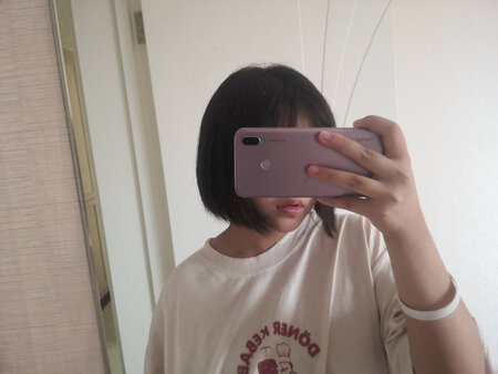 袖口比想象中小很多，整体不错