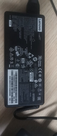 产品包装：包装很好，京东物流也很快，提前一天下单，第二天准时收到。
材质做工：材质和做工，看起来与原装的并无差异。
外观设计：外观与原装的一致，包括接口，不同之处，就是220v电源线 没有原装线的粗。
安装操作：安装很方便，拆开来，就可以使用。
使用效果：使用与原装的没有啥区别，非常好。