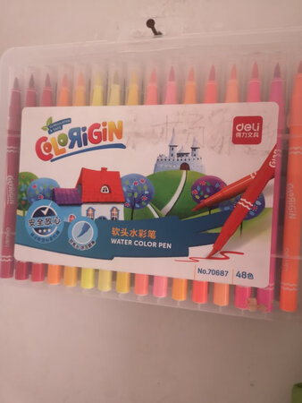做工质感：很好
尺寸大小：很合适
便携性能：方便
手感：大小合适