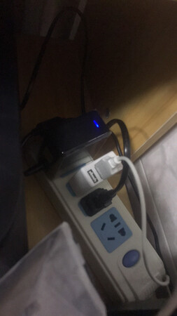 外观设计：很好看
使用效果：很好
之前使用其他的显示屏会一直闪屏，换了之后没有出现屏幕闪屏了