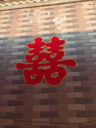 还不错，挺多的，贴不过来。