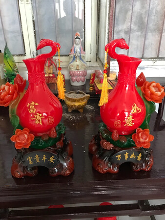 这对花瓶很好！质量保证！是正品