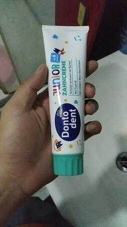 自从儿子蛀牙后一直买这个牙膏，还行
