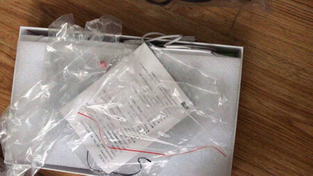 这台小电视机做工精细，功能齐全大小合适，使用起来特别方便。音质也是可以的，回家后迫不及待打开搜索了一下，居然能搜到三十几个台，还有我们小时候看的那种频道，特别适合老人。操作起来也特别简单，连家里小朋友看了都会用。