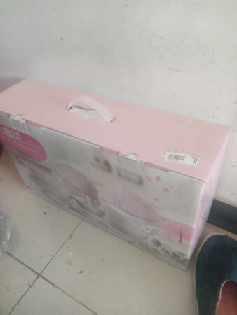 盘子大小合适，碗还是小了一些。