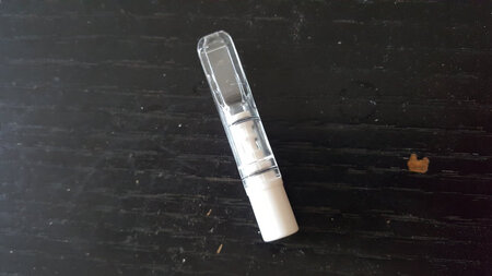 物流很快，第二天就到了，烟嘴做工精细，材质不错，过滤烟焦油效果良好。