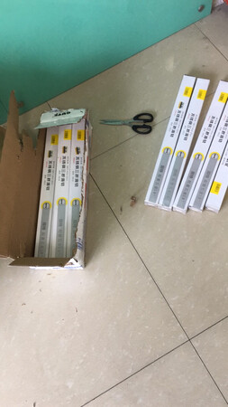 挺好的、收到货包装严实、自己拍多了五副客服帮助退多余的、是不锈钢的哦、京东值得信赖