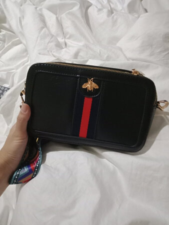 很不错呦!很实用，可以放很多东西，超级喜欢