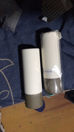 宝贝收到了，质量很好，款式好看，做工精细，简约而不简单，价格还这么实惠，喜欢的可以放心入手啦！但要注意的是牙刷的大小能不能放进去！一次买两个换个用???
 买来本想放电动牙刷的！可惜放不进去了！