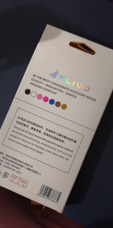 做工质感：非常好
触摸手感：好
颜色外观：喜欢
防摔性：好
适配性：合格
其他特色：不错