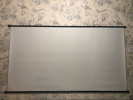 我想说组个极简风格的小观影室，满足下一直以来投影的梦想也不错！